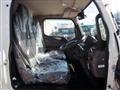 2025 Mitsubishi Fuso Canter