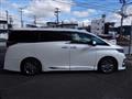 2025 Toyota Alphard G