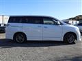 2011 Nissan Elgrand