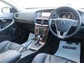 2018 Volvo V40