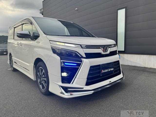 2017 Toyota Voxy