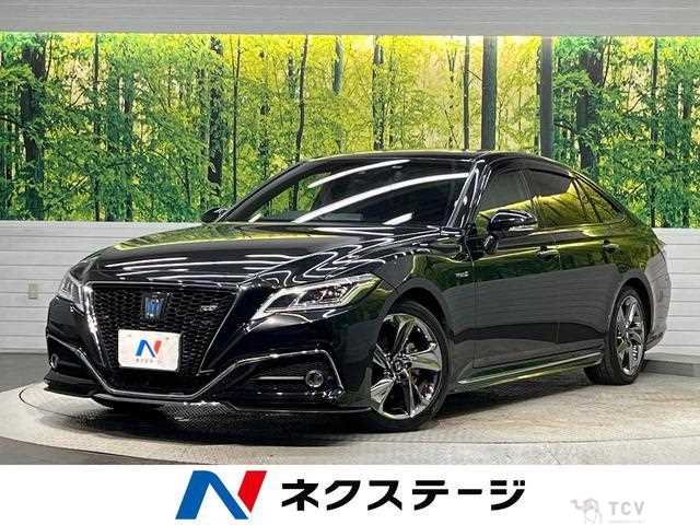 2019 Toyota Crown Hybrid