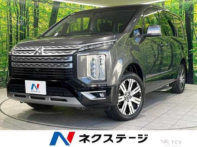 2019 Mitsubishi Delica D5