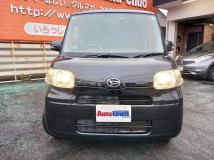 2011 Daihatsu Tanto