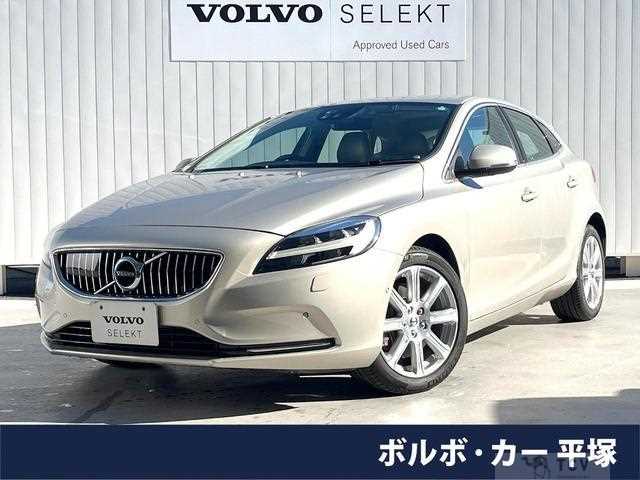 2018 Volvo V40