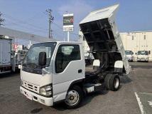 2005 Isuzu Elf Truck