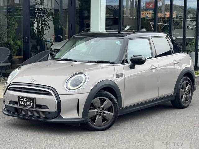 2021 BMW MINI