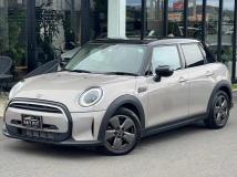 2021 BMW MINI