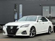 2017 Toyota Crown Hybrid