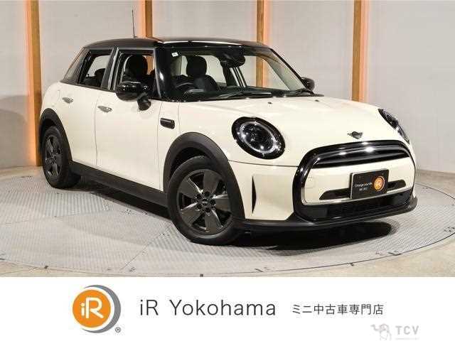 2022 BMW MINI