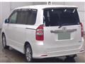 2013 Toyota Noah