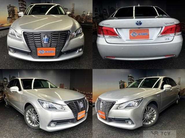 2013 Toyota Crown Hybrid