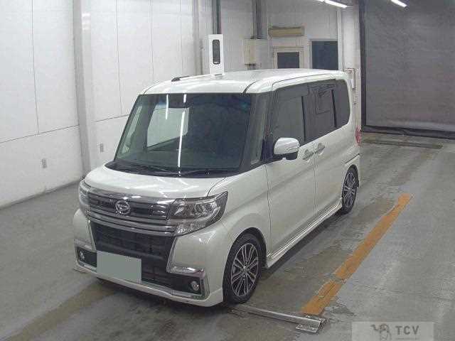 2017 Daihatsu Tanto