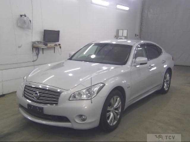 2011 Nissan Fuga