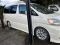 2004 Toyota Alphard G