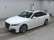 2018 Toyota Crown Hybrid