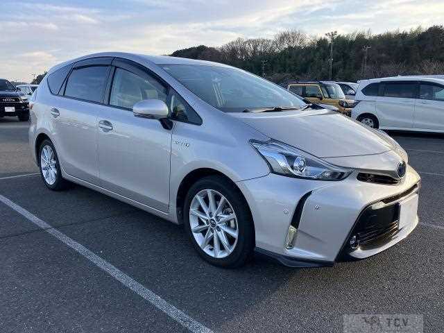 2018 Toyota PRIUS α