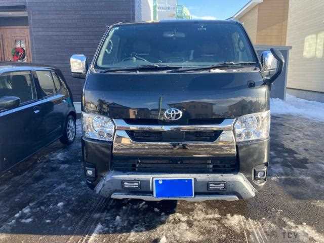 2022 Toyota Hiace Van