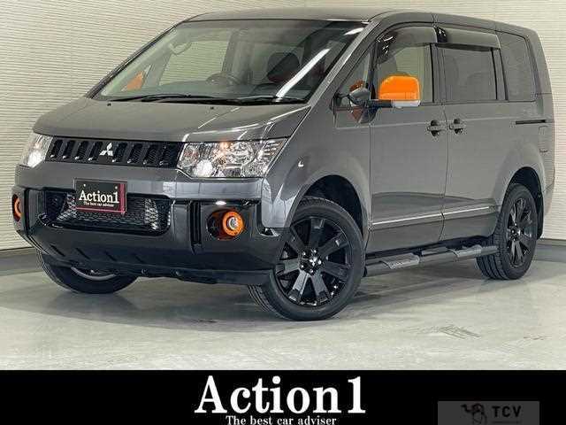 2017 Mitsubishi Delica D5