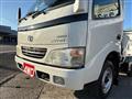 2005 Toyota Dyna Truck