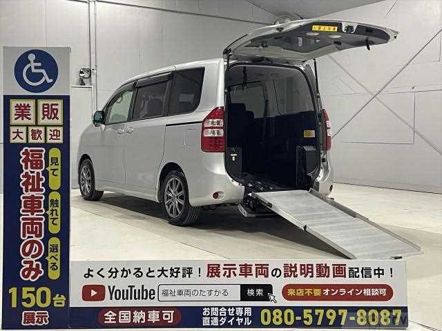 2013 Toyota Noah