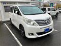 2013 Toyota Alphard G