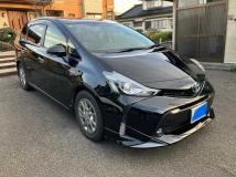 2017 Toyota PRIUS α