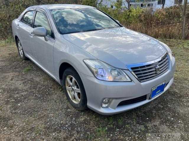 2012 Toyota Crown