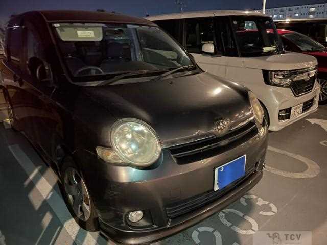 2010 Toyota Sienta