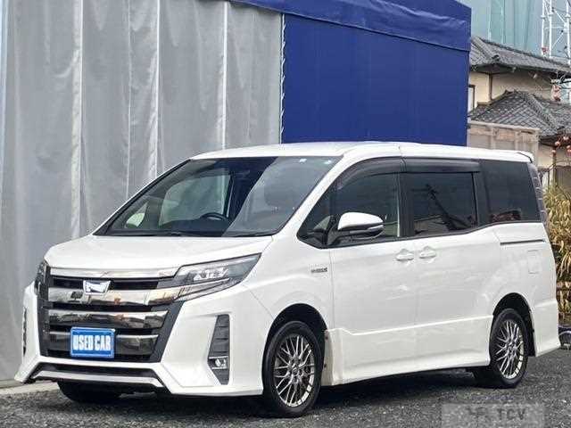 2017 Toyota Noah
