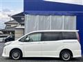2017 Toyota Noah