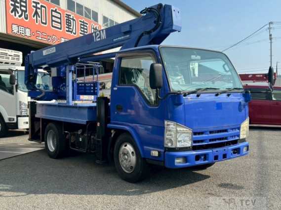 2011 Isuzu Elf Truck