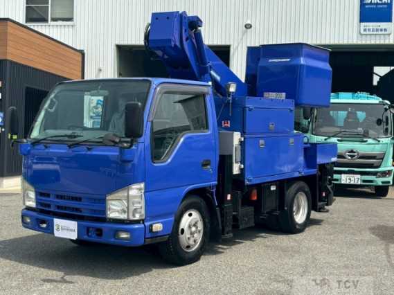 2011 Isuzu Elf Truck