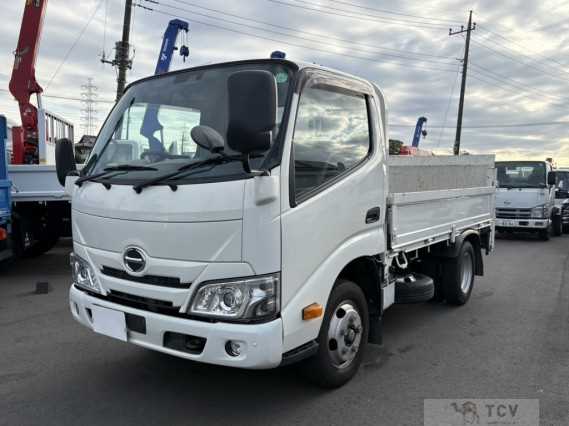2021 Hino Dutro