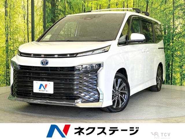 2023 Toyota Voxy