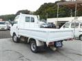 2002 Mitsubishi Delica Truck