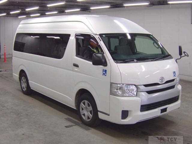 2015 Toyota Hiace Commuter