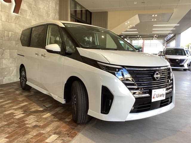 Nissan Serena 2025 — фото 4 купить в Москве