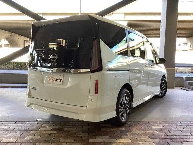 Nissan Serena 2025 — фото 6 купить в Москве