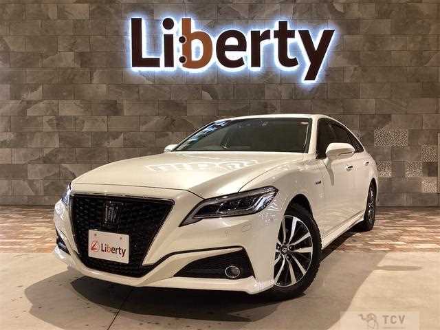 2019 Toyota Crown Hybrid