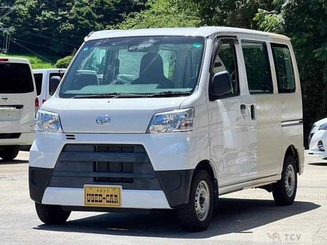 2018 Daihatsu Hijet Cargo