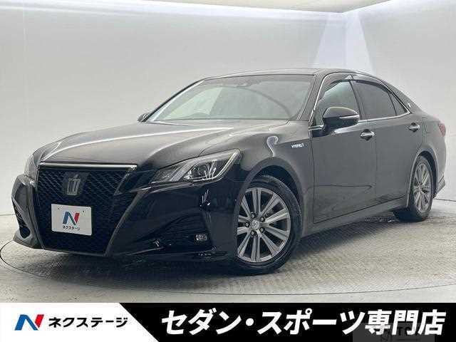 2017 Toyota Crown Hybrid