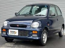 1996 Mitsubishi Minica