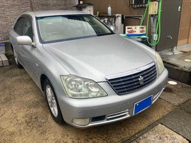 2005 Toyota Crown