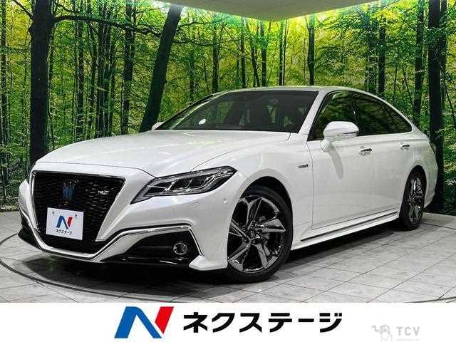 2019 Toyota Crown Hybrid
