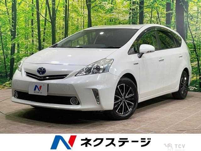 2013 Toyota PRIUS α
