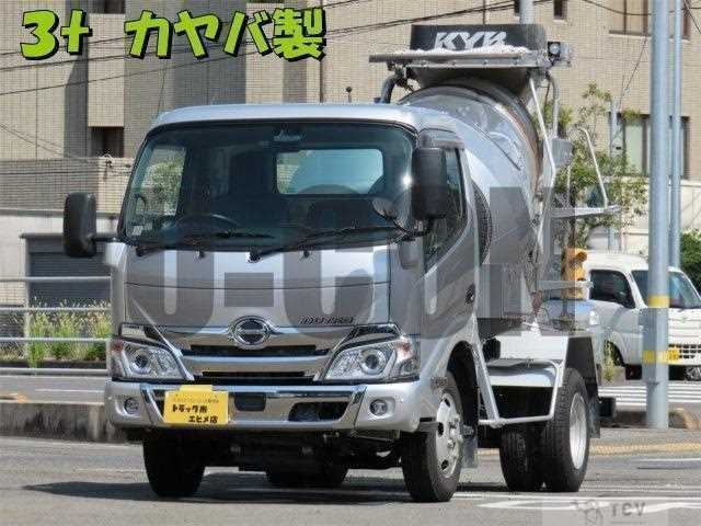 2022 Hino Dutro