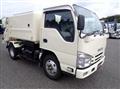 2016 Isuzu Elf Truck
