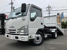 2015 Isuzu Elf Truck