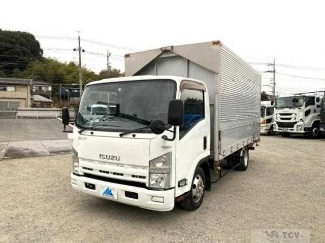 2013 Isuzu Elf Truck